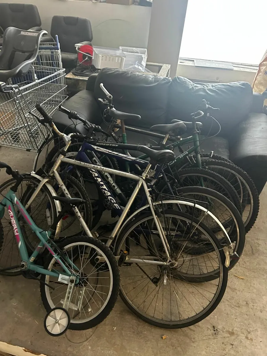 Mountain bikes & 1 childs bike