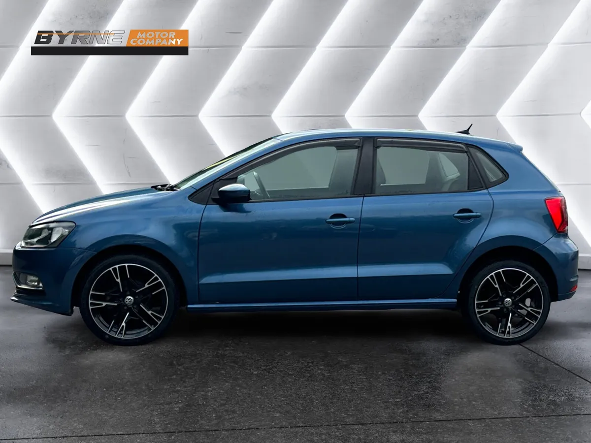 VOLKSWAGEN POLO 1.2 TSI AUTO, 2016 - Image 2