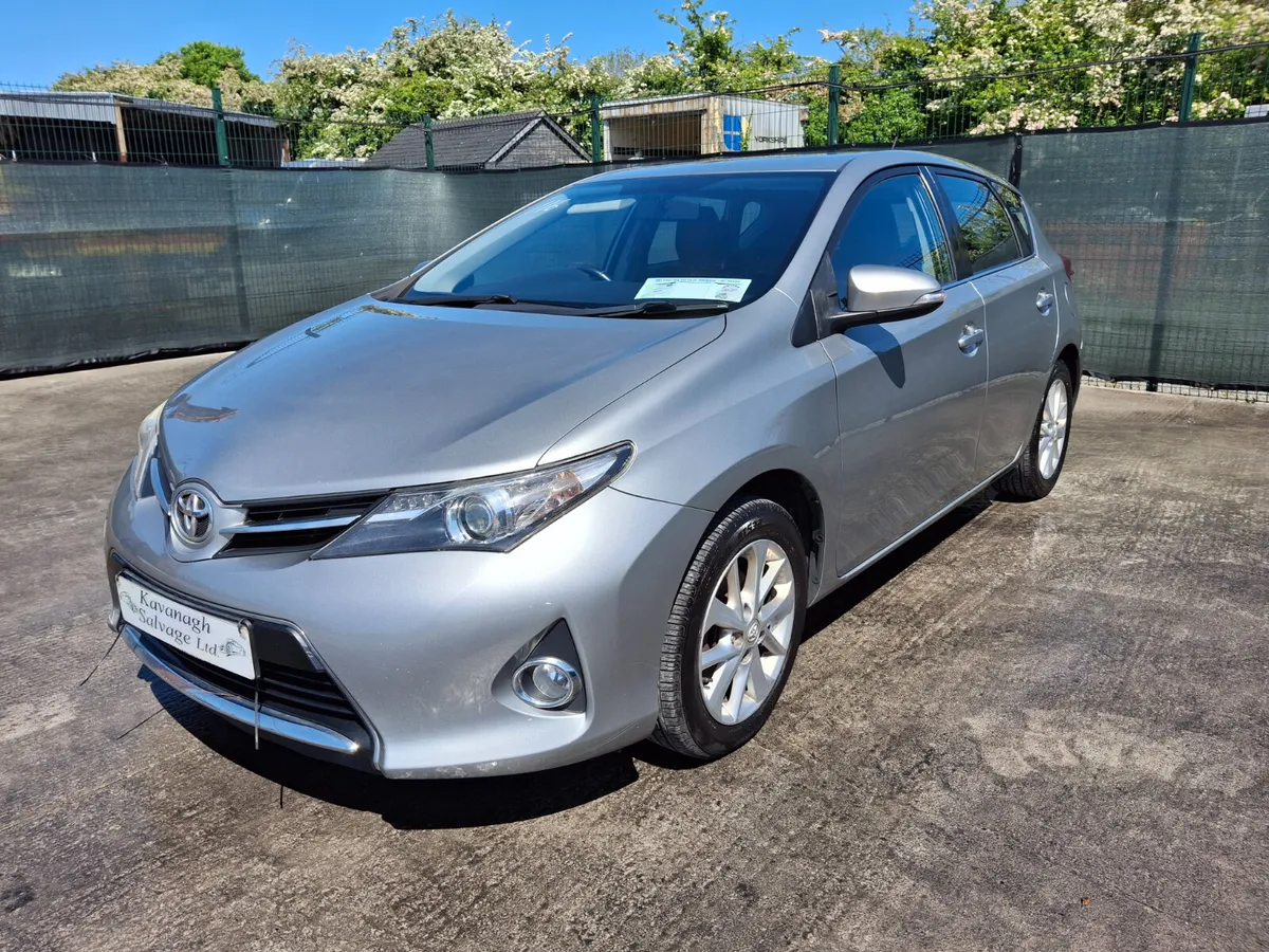 2014 Toyota Auris 1.4 D4D .Drive home - Image 1