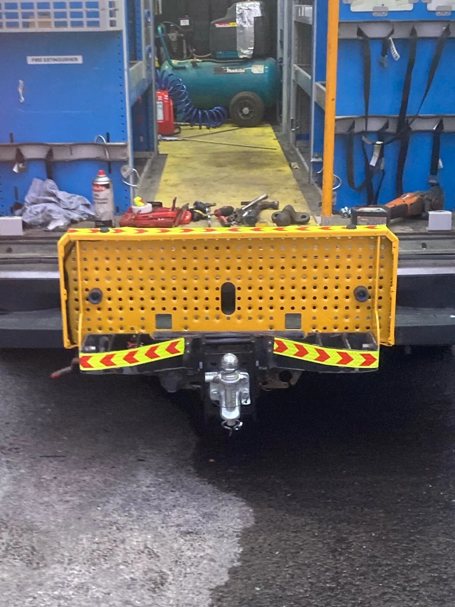 Workshop Van - Image 2