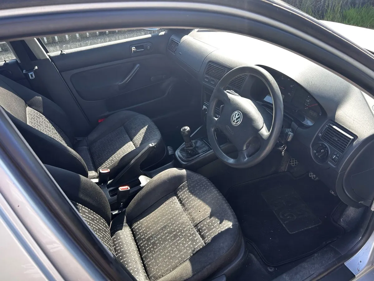 Golf 2001 - Image 4