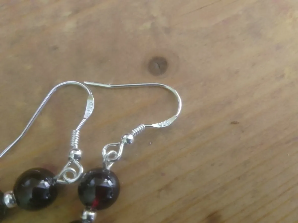 STERLING SILVER RED GARNET DROP EARRINGS NEW - Image 2