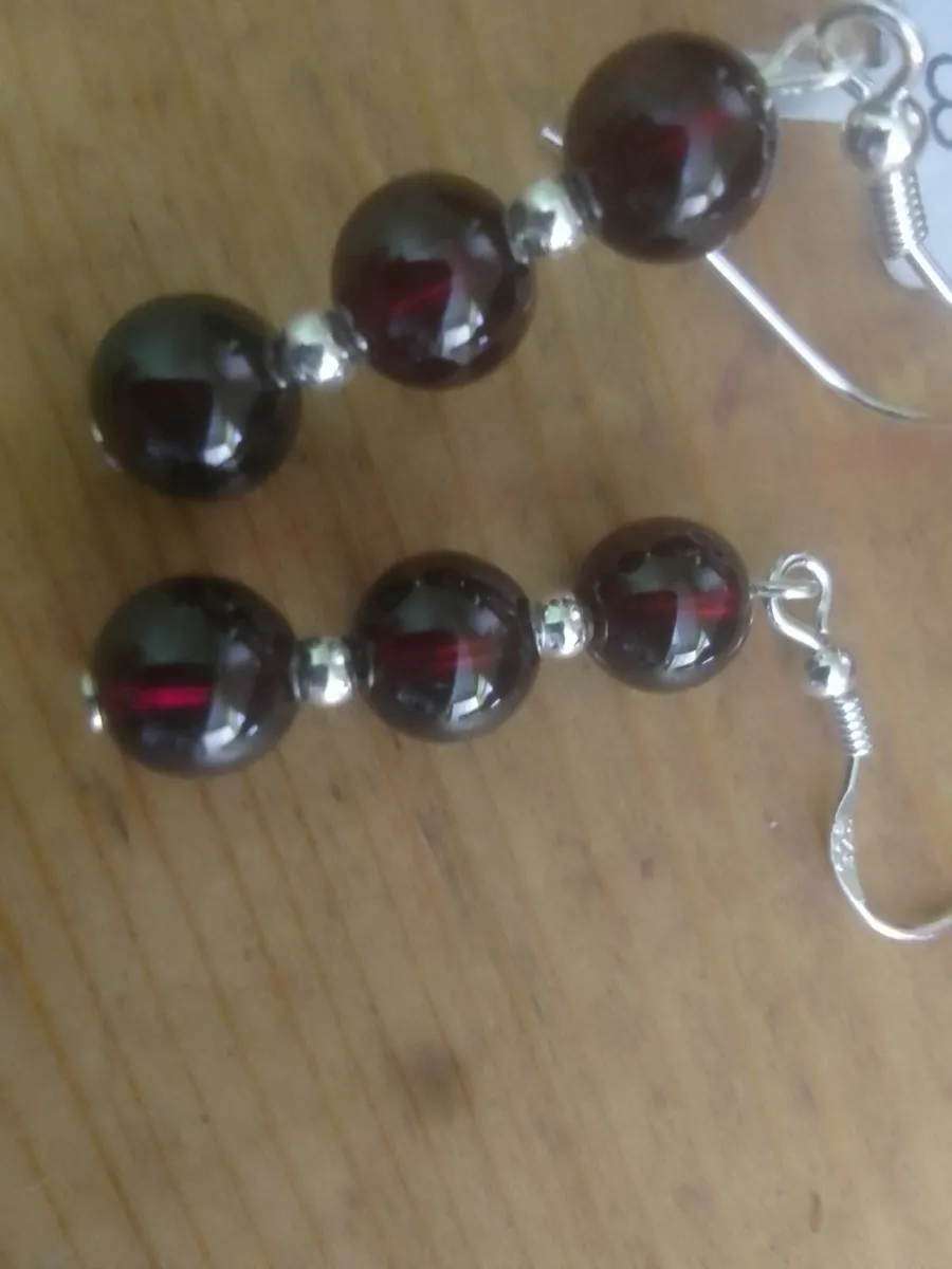 STERLING SILVER RED GARNET DROP EARRINGS NEW - Image 4