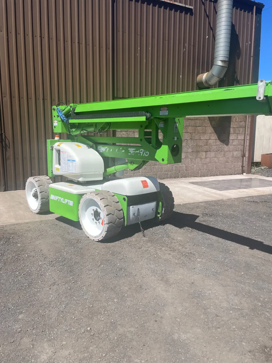 Nifty HR15 Cherry Picker Access Platform - Image 3