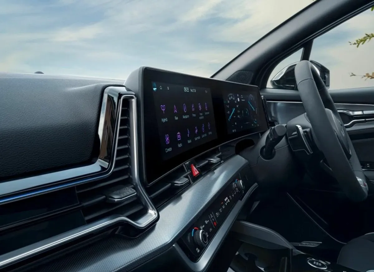 Kia Sportage 22 - K3 Hybrid Petrol - 1.6 High Spec - Image 3