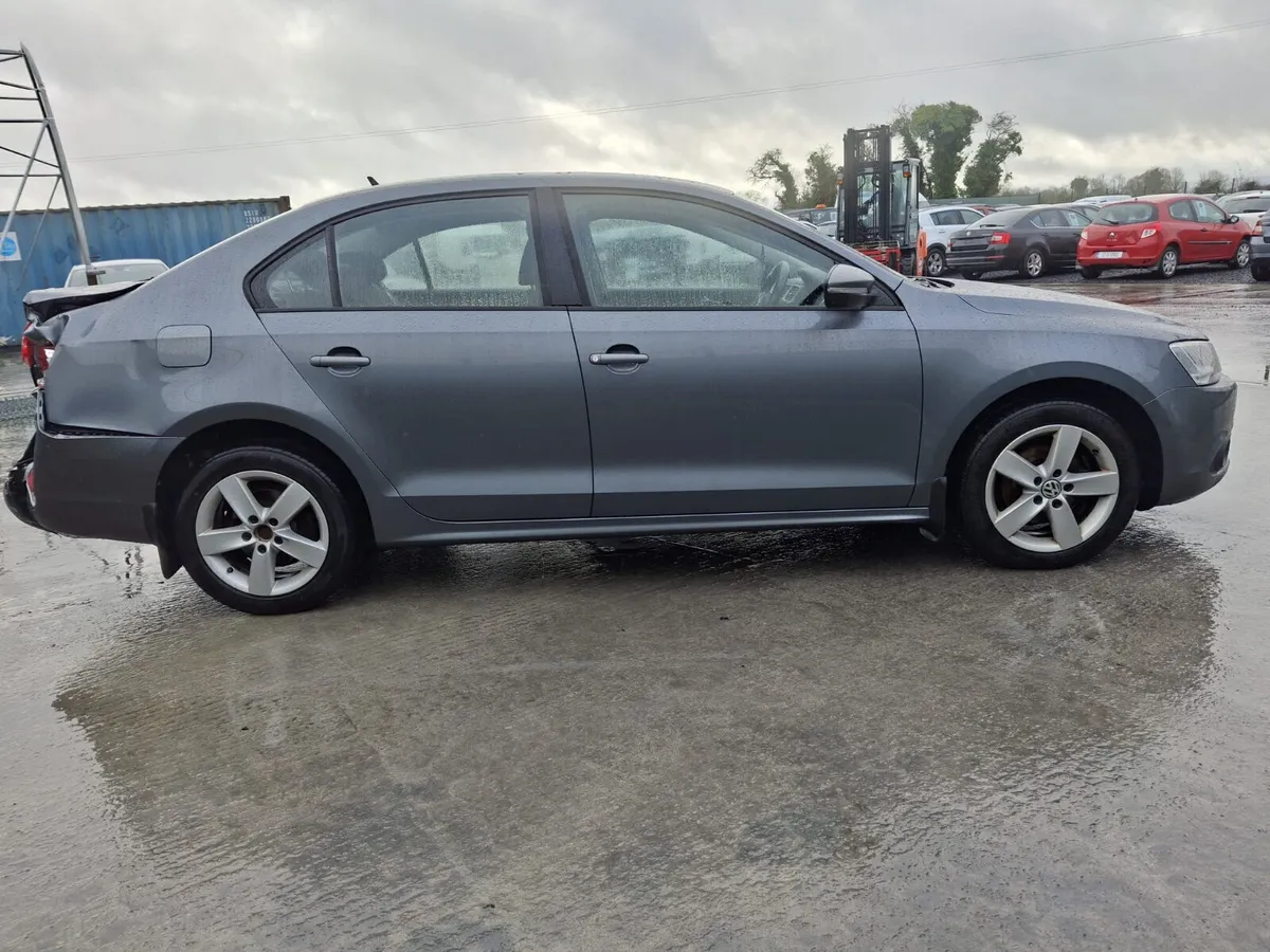 2012 VW Jetta TDI - DRIVE HOME - Image 3