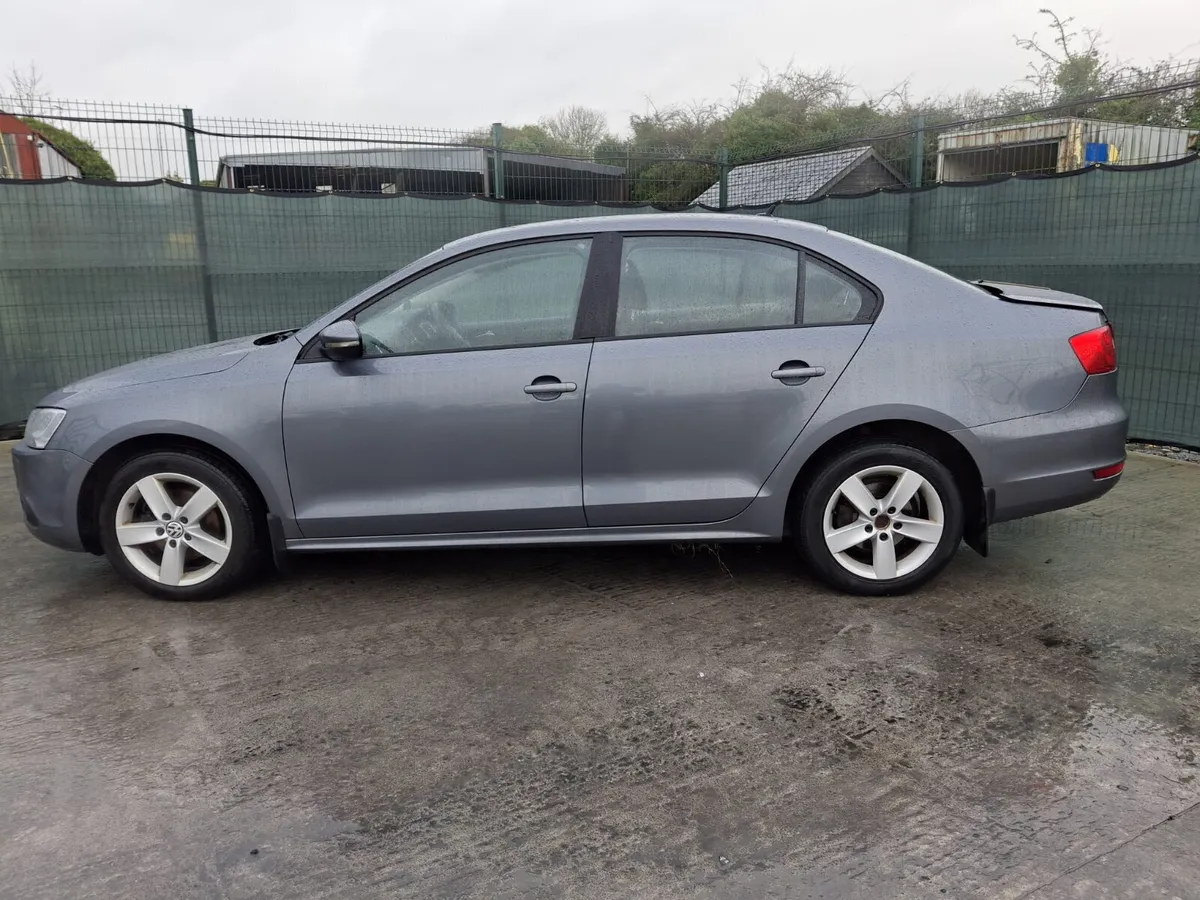 2012 VW Jetta TDI - DRIVE HOME - Image 4