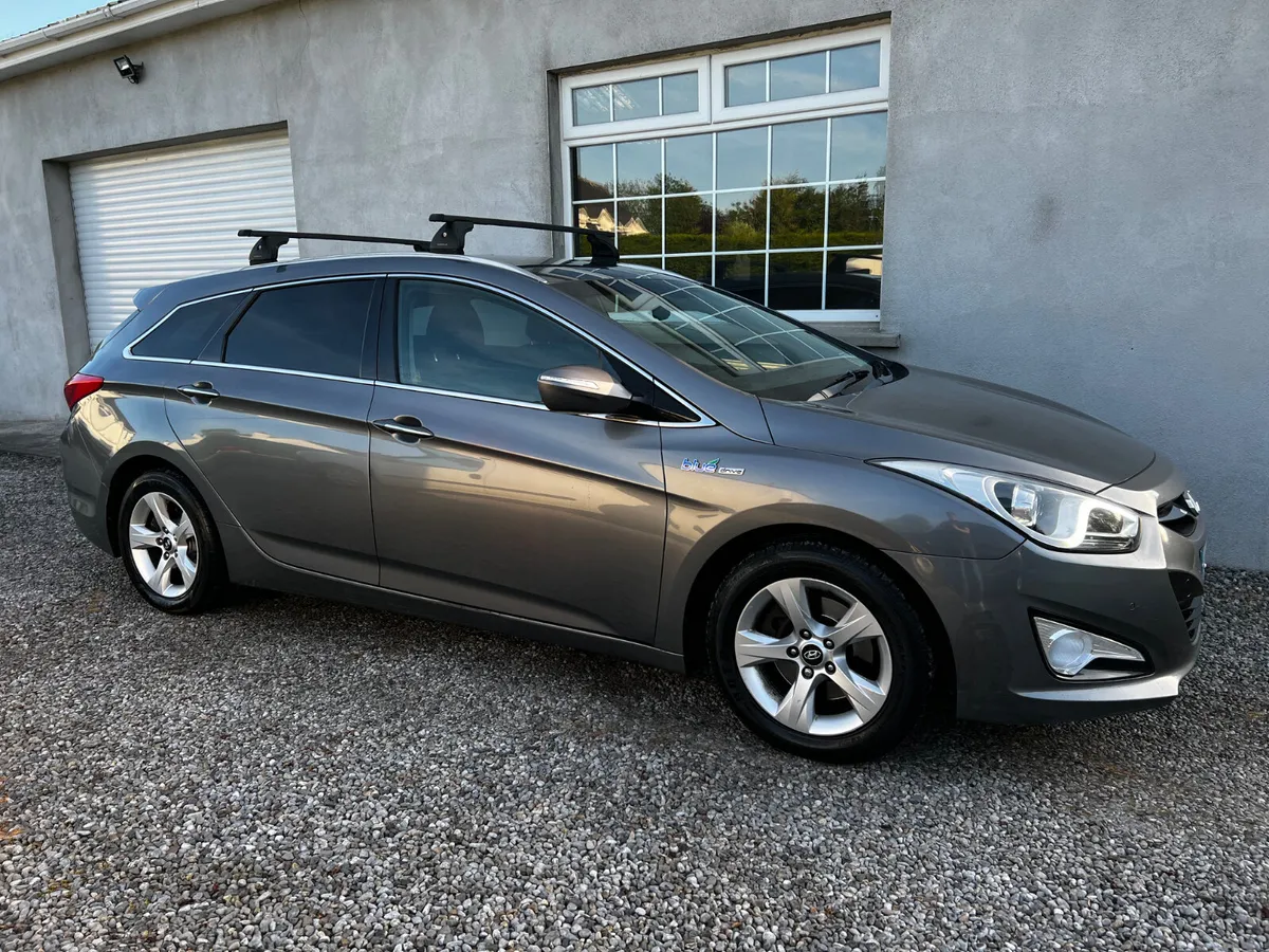 2014 Hyundai i40 1.7L CRDi Tourer - Image 3