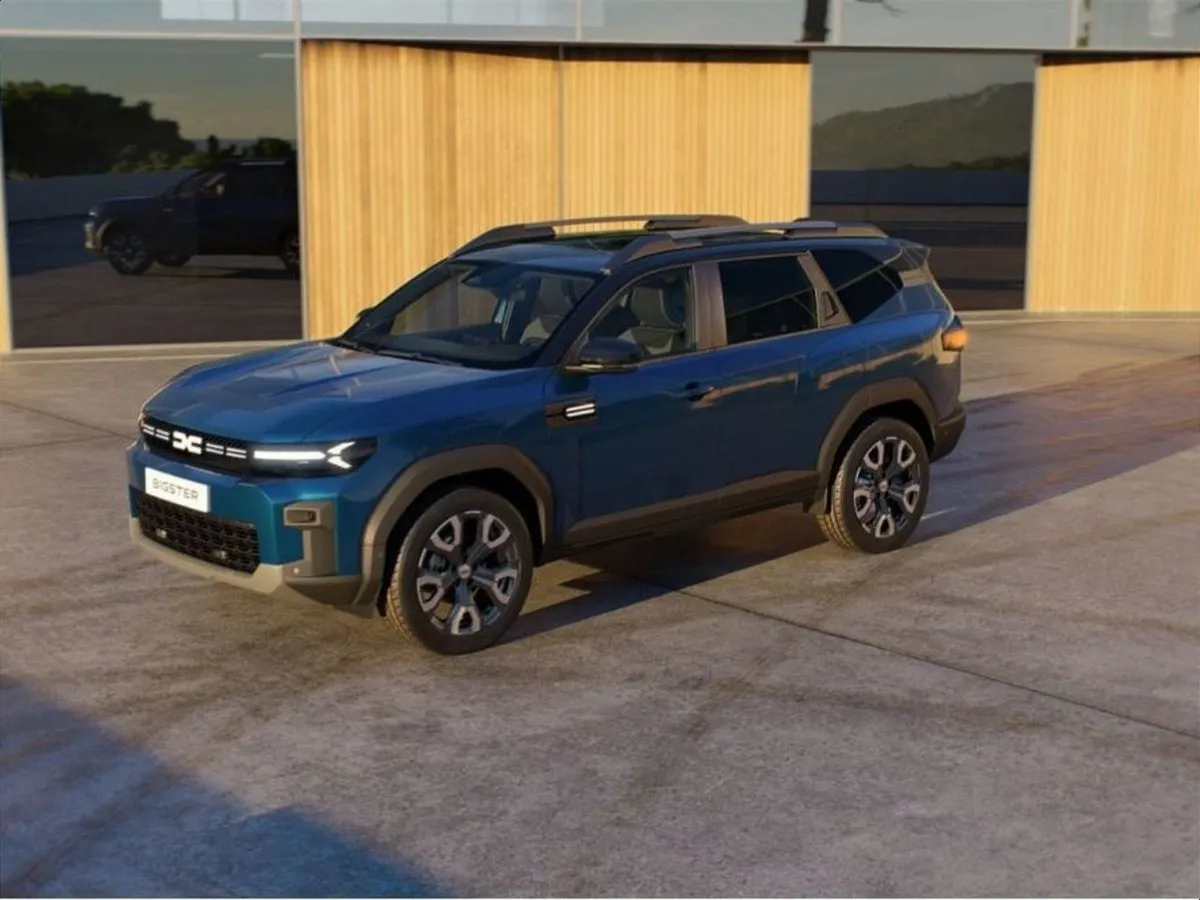 Dacia Bigster Essential Tce 140  order Your 252 T - Image 4