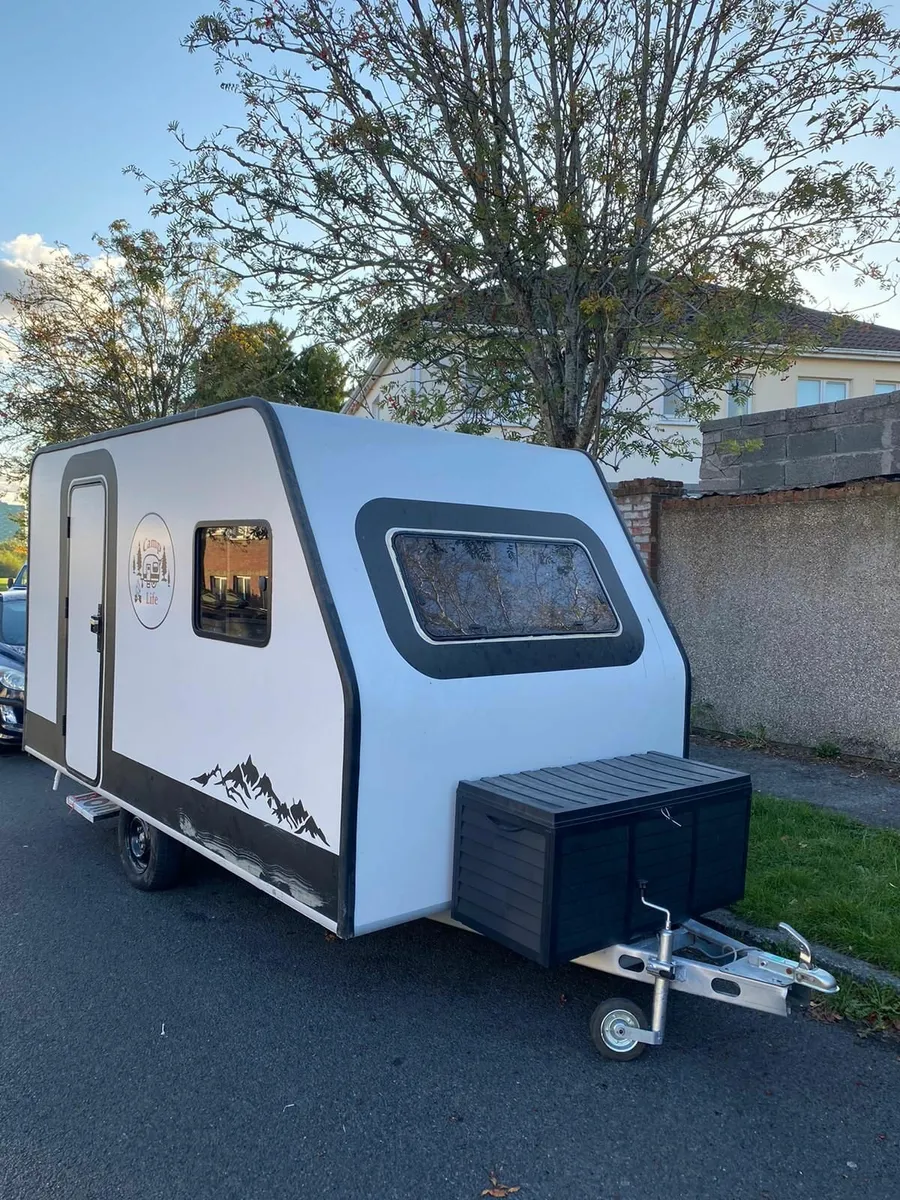 No Towing License Needed - Image 1