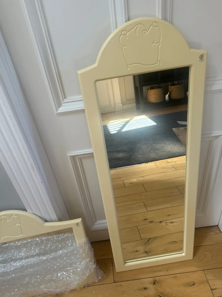 Mirror - Image 2