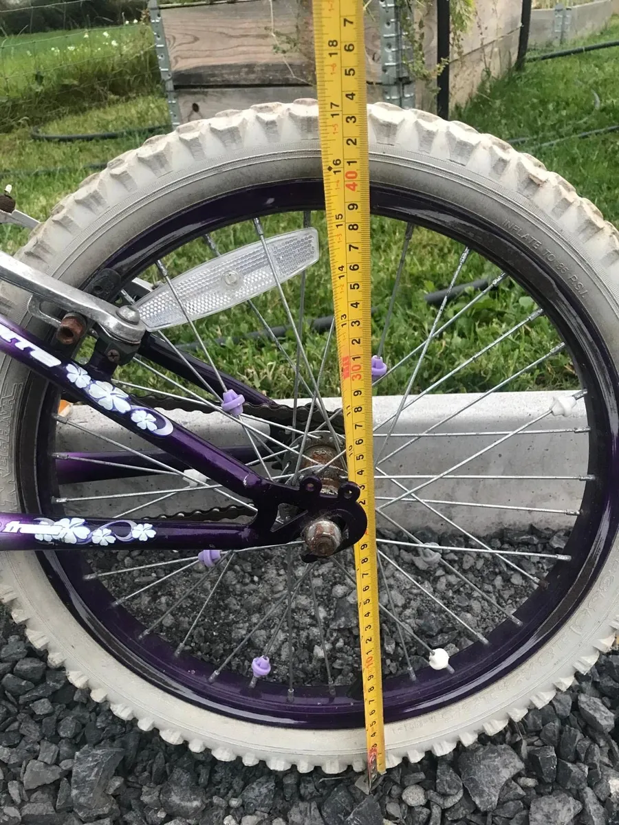 Child’s bike - Image 3