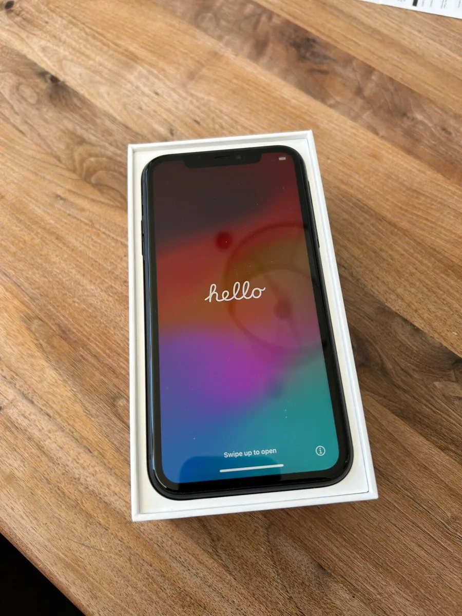 iPhone 11 64GB - Image 3