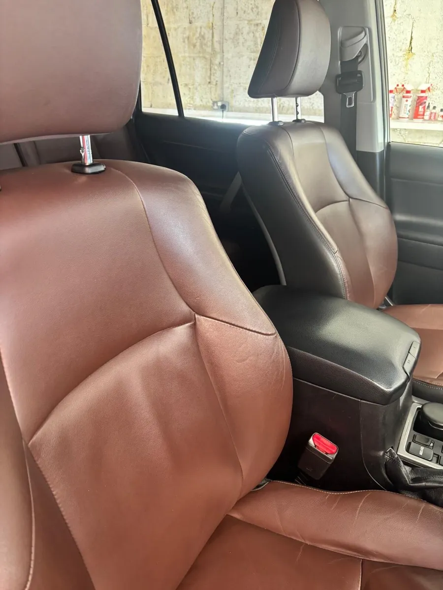 Toyota Landcruiser Platinum - Image 4