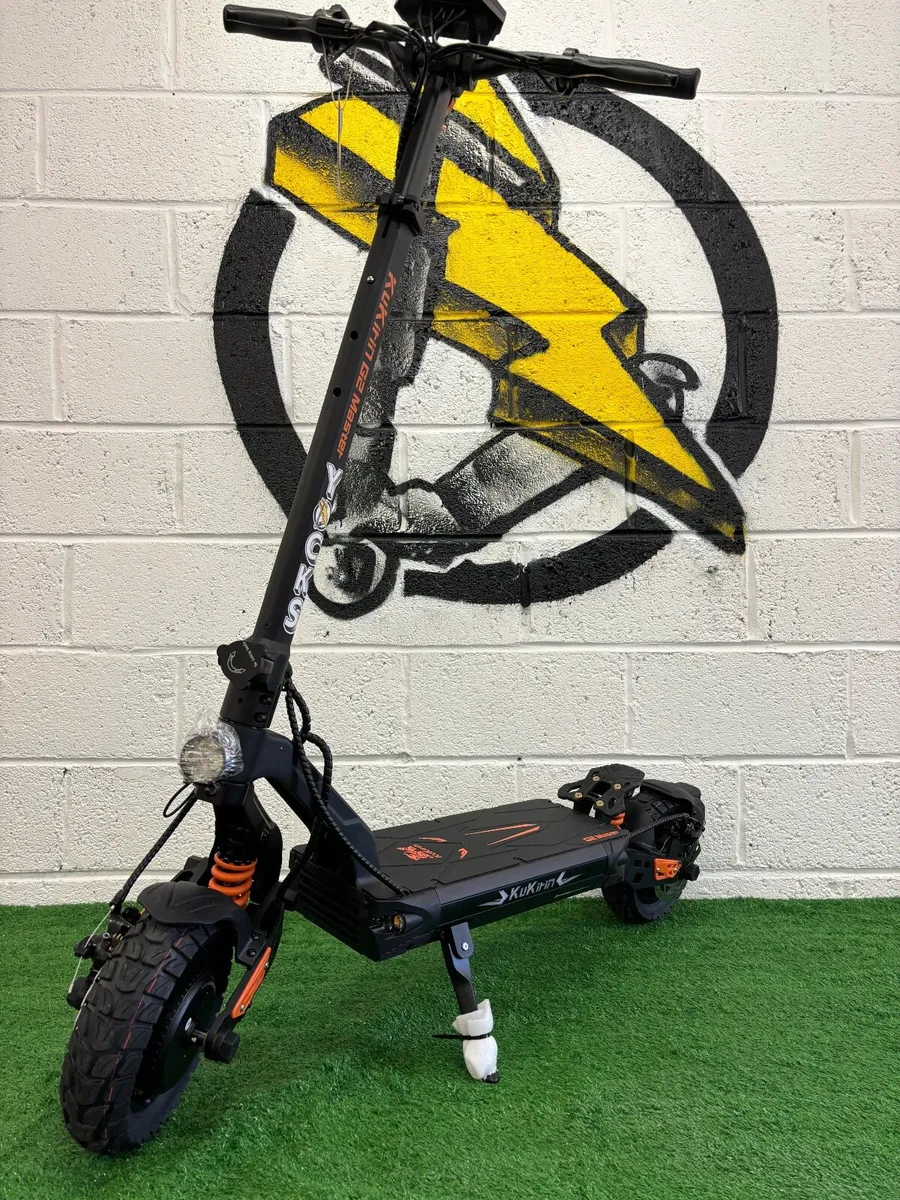 Electric Scooter - Kukirin G2 Master - Image 2