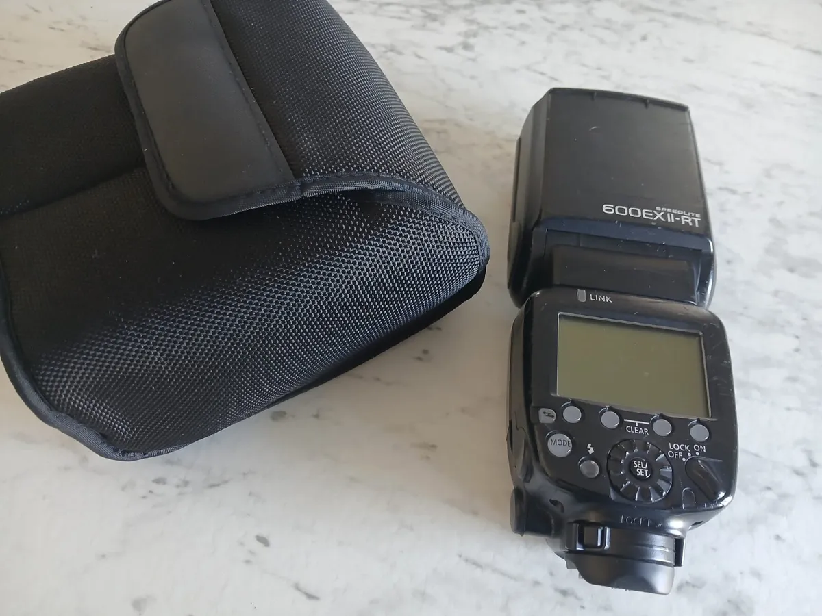 Canon Speedlite - Image 2