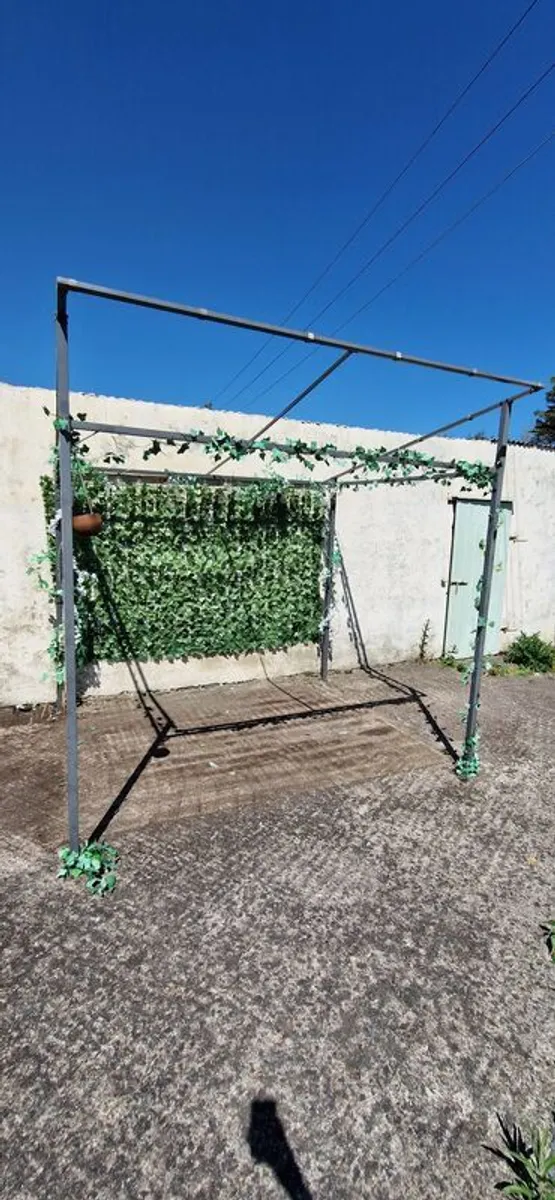 Garden pergola frame - Image 1