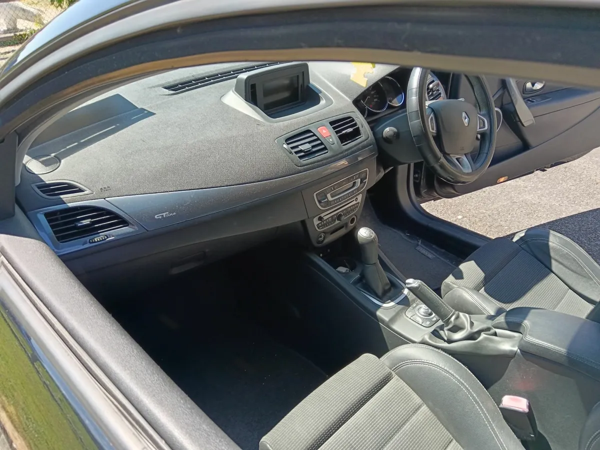 Renault Megane 2012 **Gt Line Coupe** - Image 4