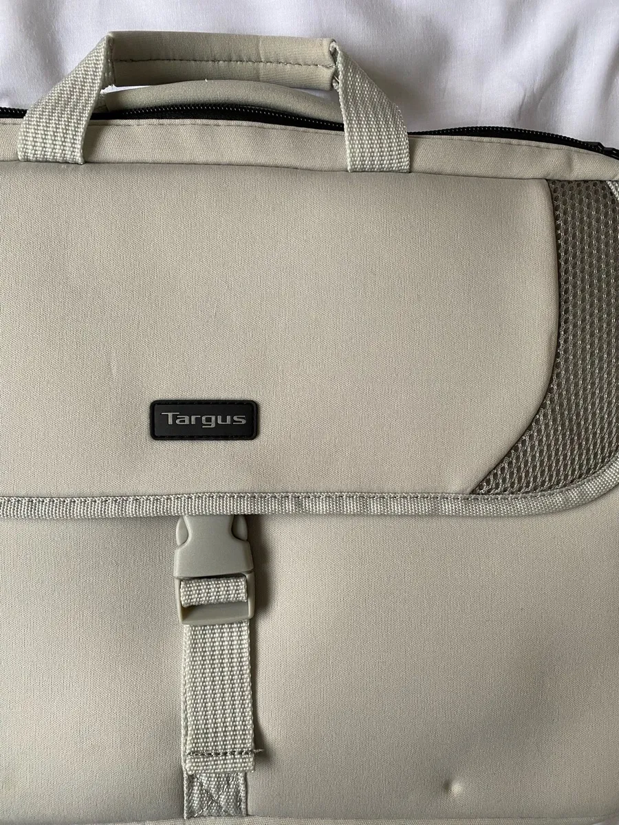 NEW Targus Laptop Bag - Image 4