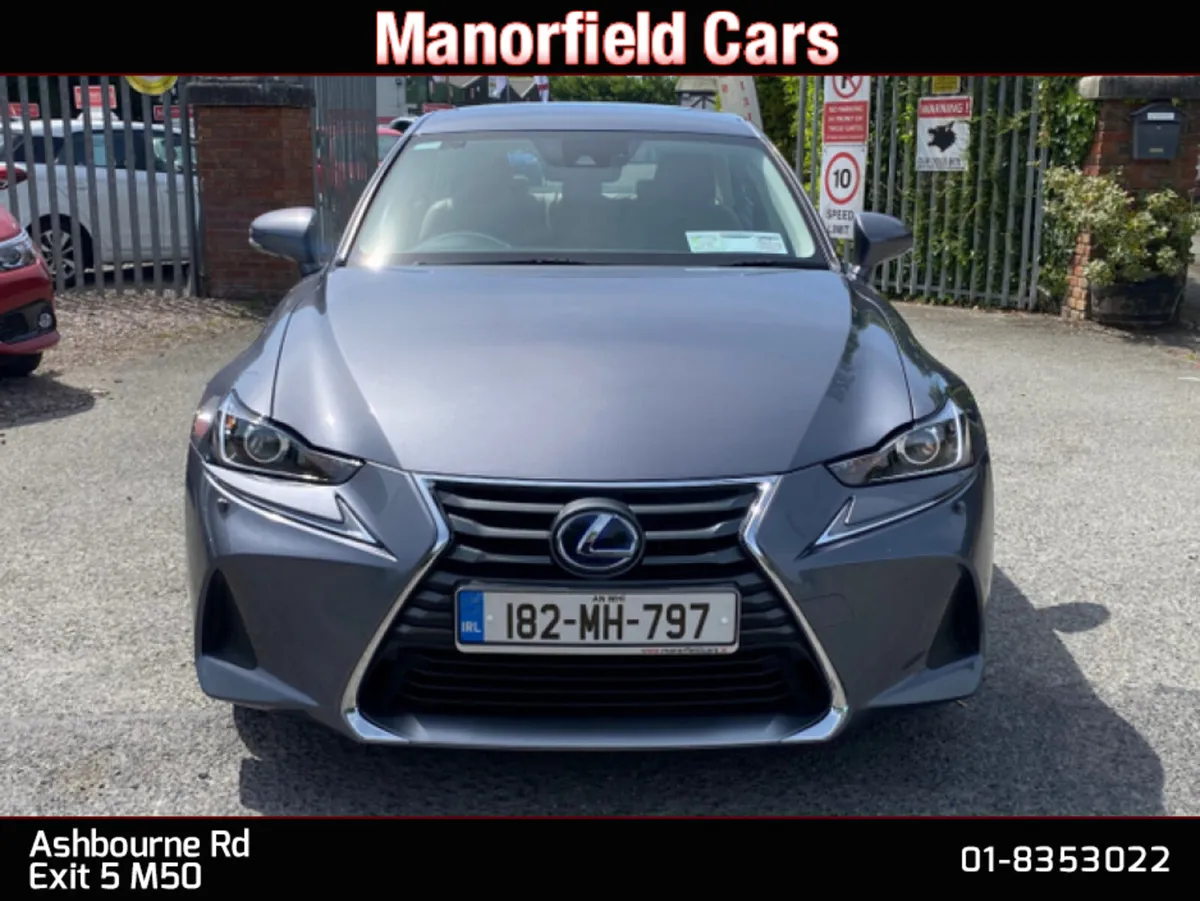 2018 182 Lexus IS300H Luxury 2.5 Petrol Hybrid A/T - Image 3