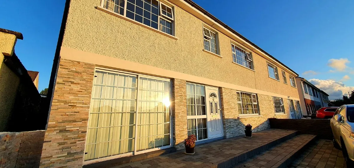 Natural Ivory – Inside & Outside Stone Cladding - Image 1