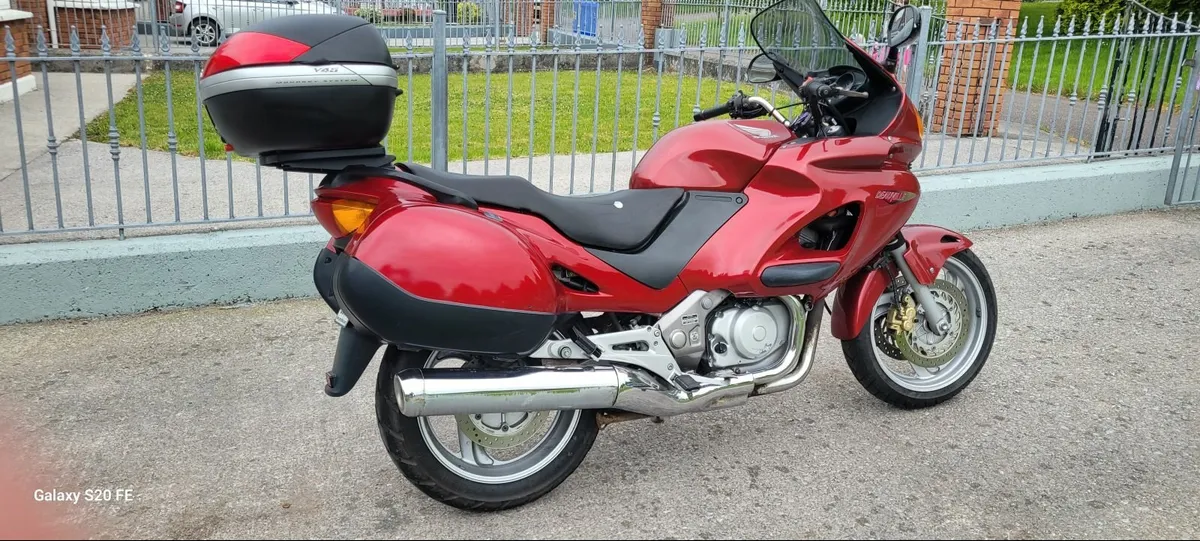 Honda deauville motorbike - Image 2