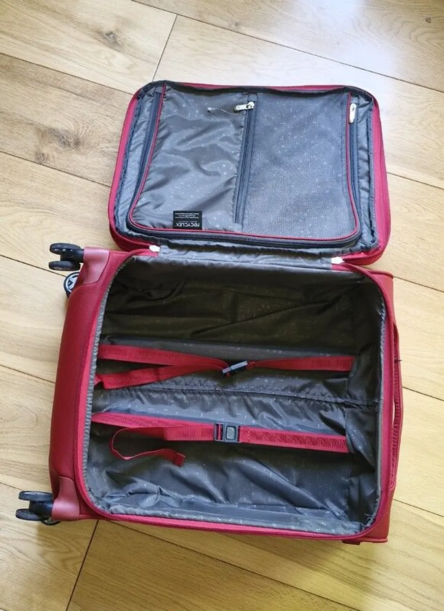 Samsonite cabin luggage Spinner 55/20 EXP - Red colour - Image 4