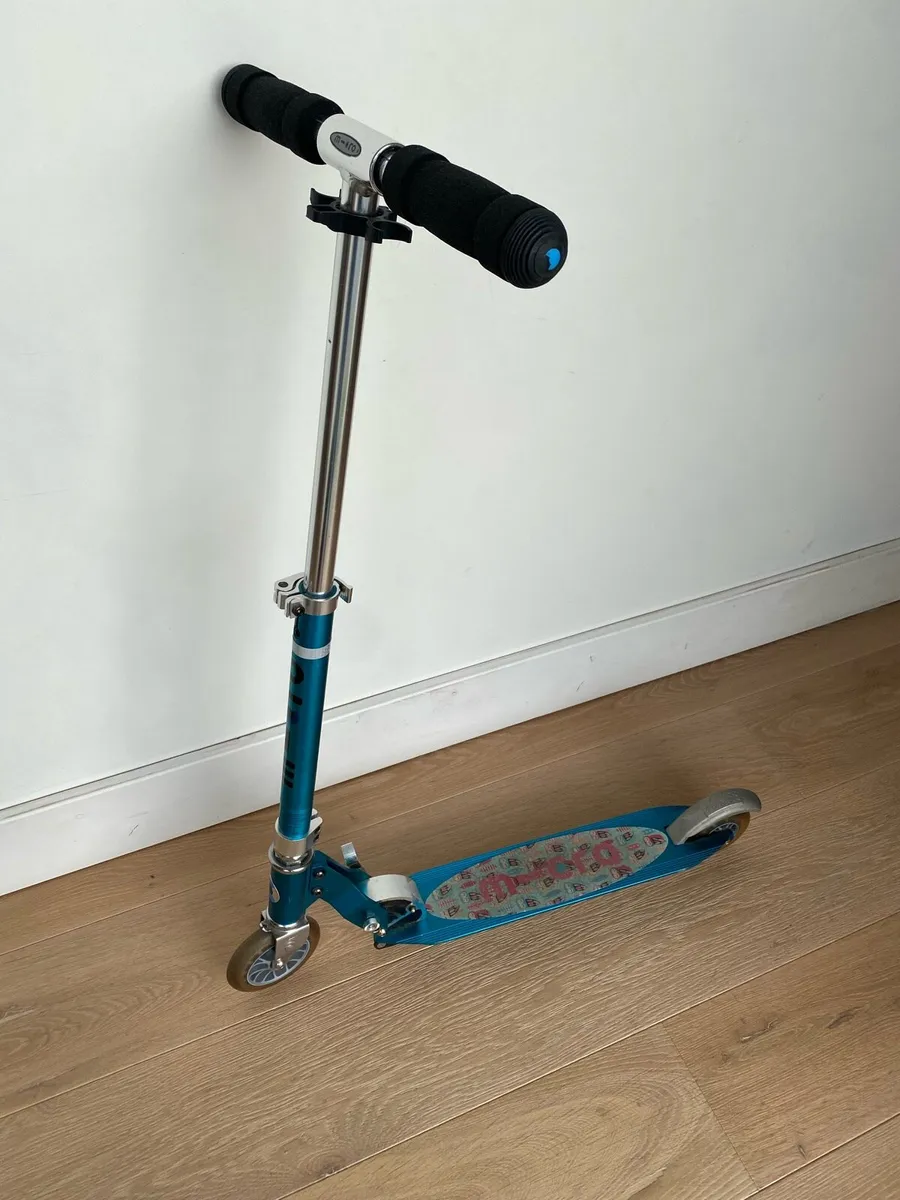Micro scooter
