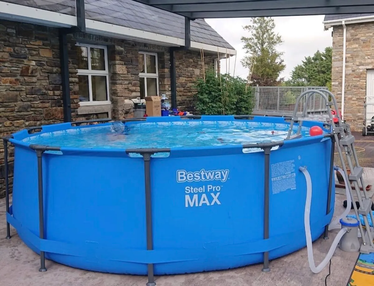Bestway 12ft X 48″ Steel Pro Max Round Pool Set - Image 1