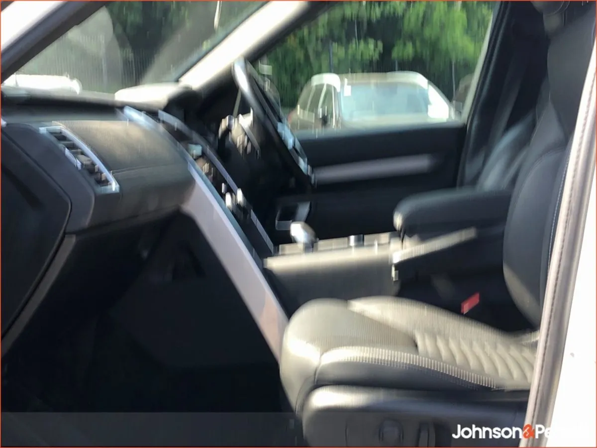 Land Rover Discovery Discovery Discovery 3.0 SD6 - Image 3