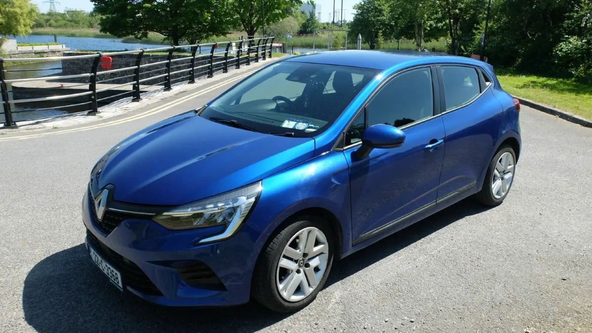 Renault Clio 2022 Dynamique TCe 90 1L Petrol - Image 1