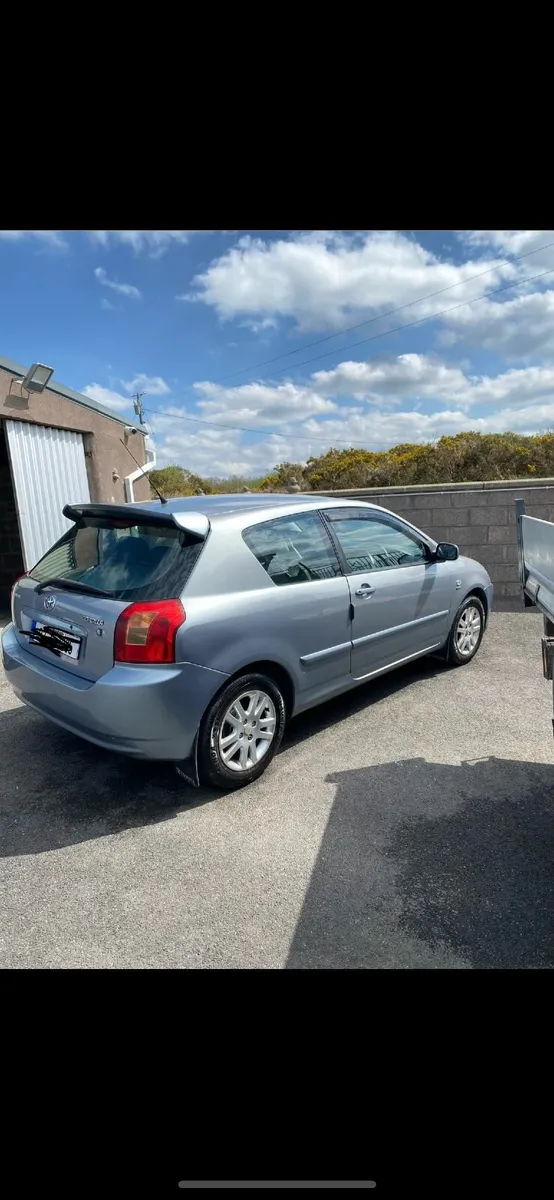 Toyota Corolla 2003 - Image 2
