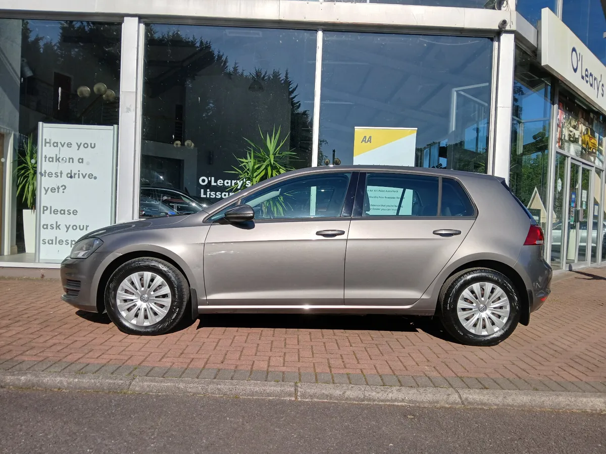 2014 Golf 1.6 TDi Trend 5Dr, Limestone grey - Image 4