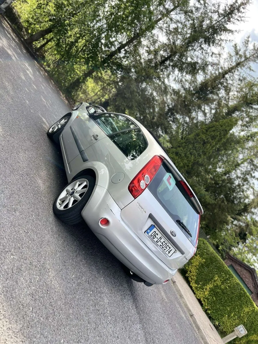 Ford fiesta low kms!! - Image 4