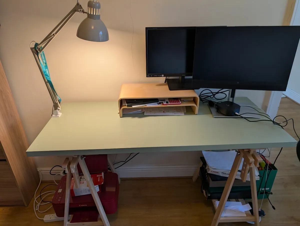 Desk Ikea LAGKAPTEN / MITTBACK - Image 1
