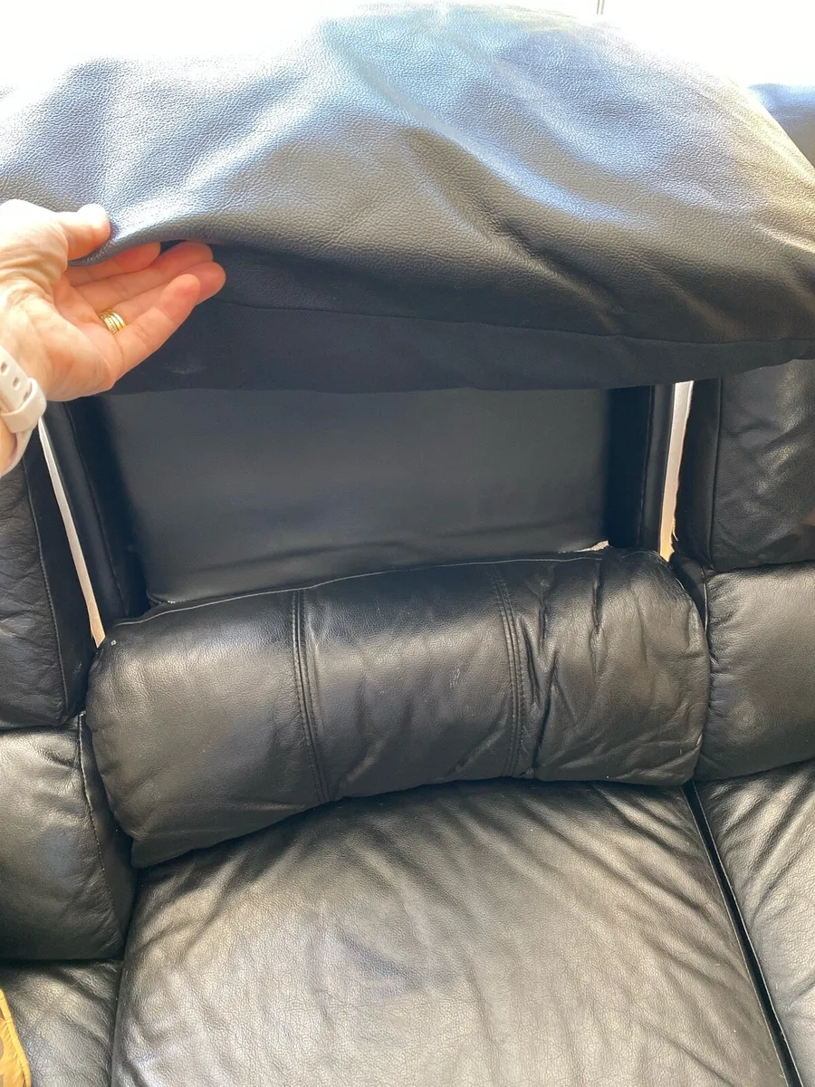 3 + 2 Seater Leather Reclining Sofas - Image 3