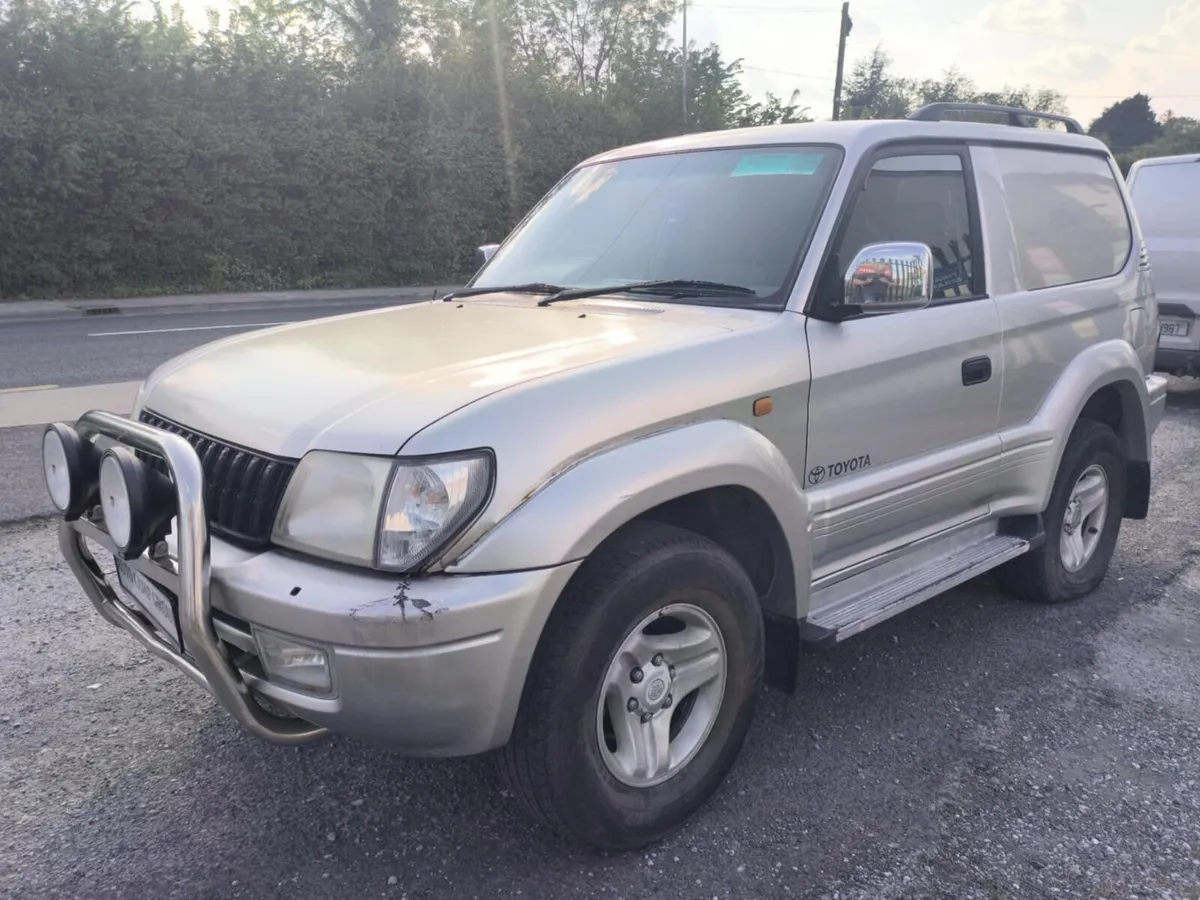 Toyota Land Cruiser 2001 - Image 3