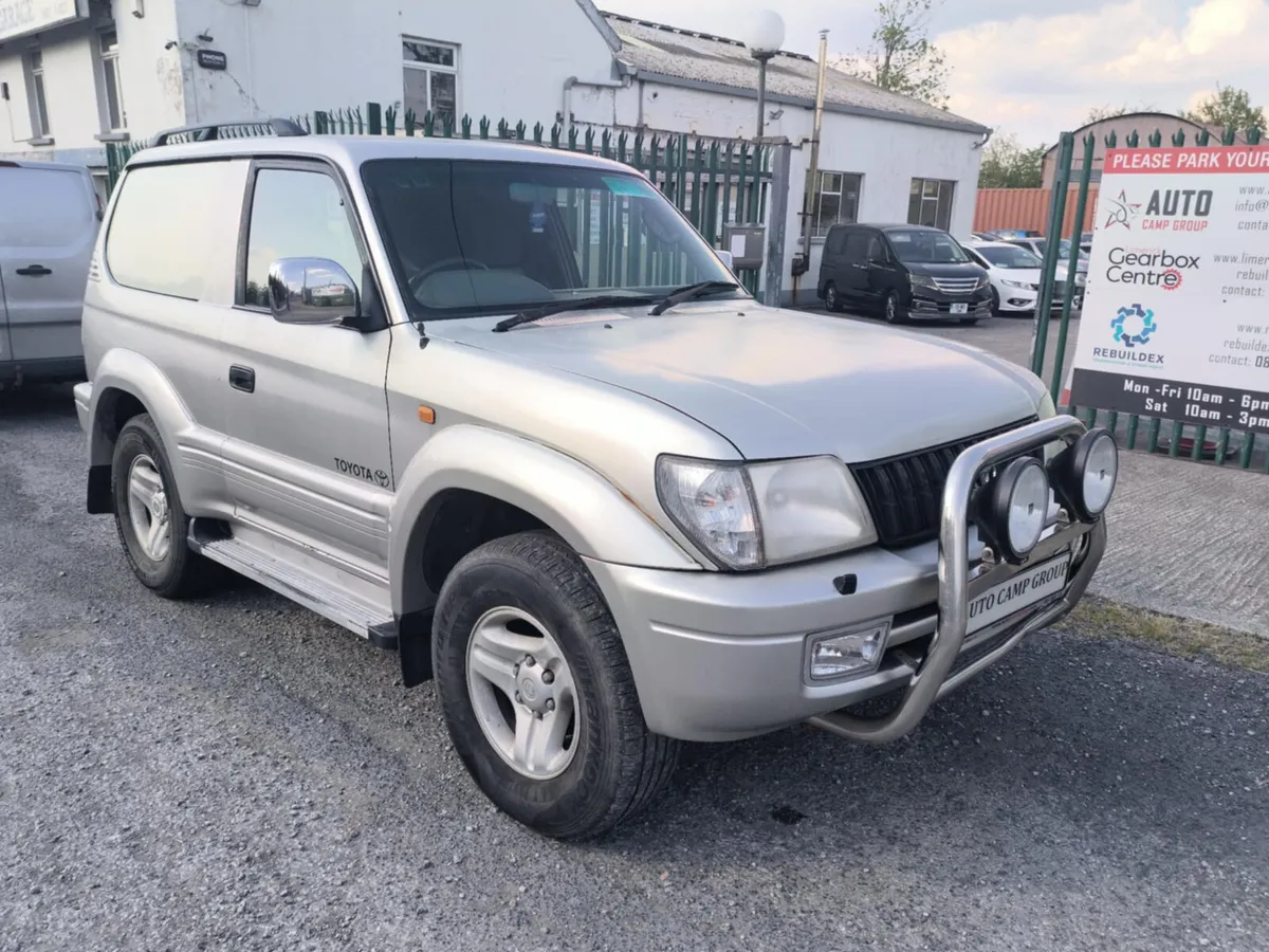 Toyota Land Cruiser 2001 - Image 1