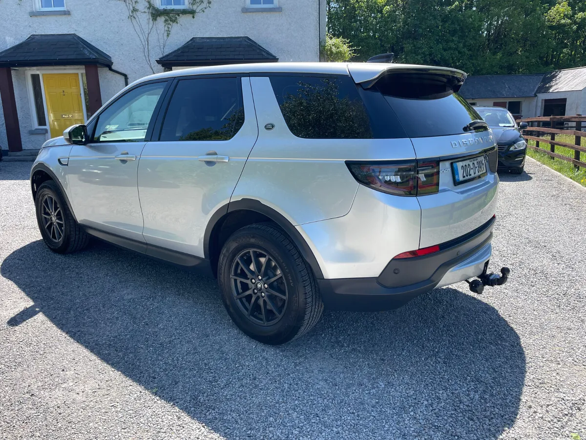 4WD 7 seat Automatic - Image 4