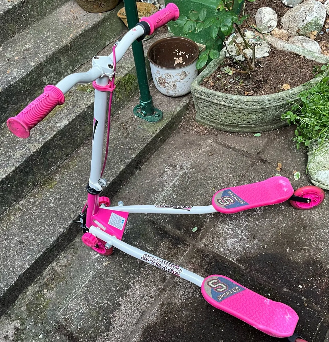 Sporter 3 Wheel Swing Scooter - Image 2