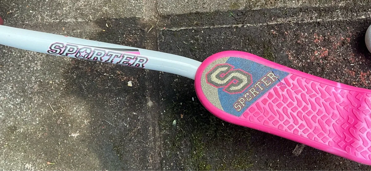 Sporter 3 Wheel Swing Scooter - Image 3