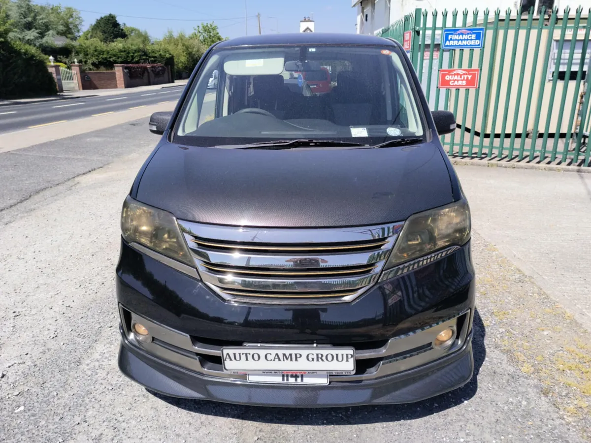 Nissan Serena Hybrid 1.8 Automatic 7 seater 2013 ! - Image 2