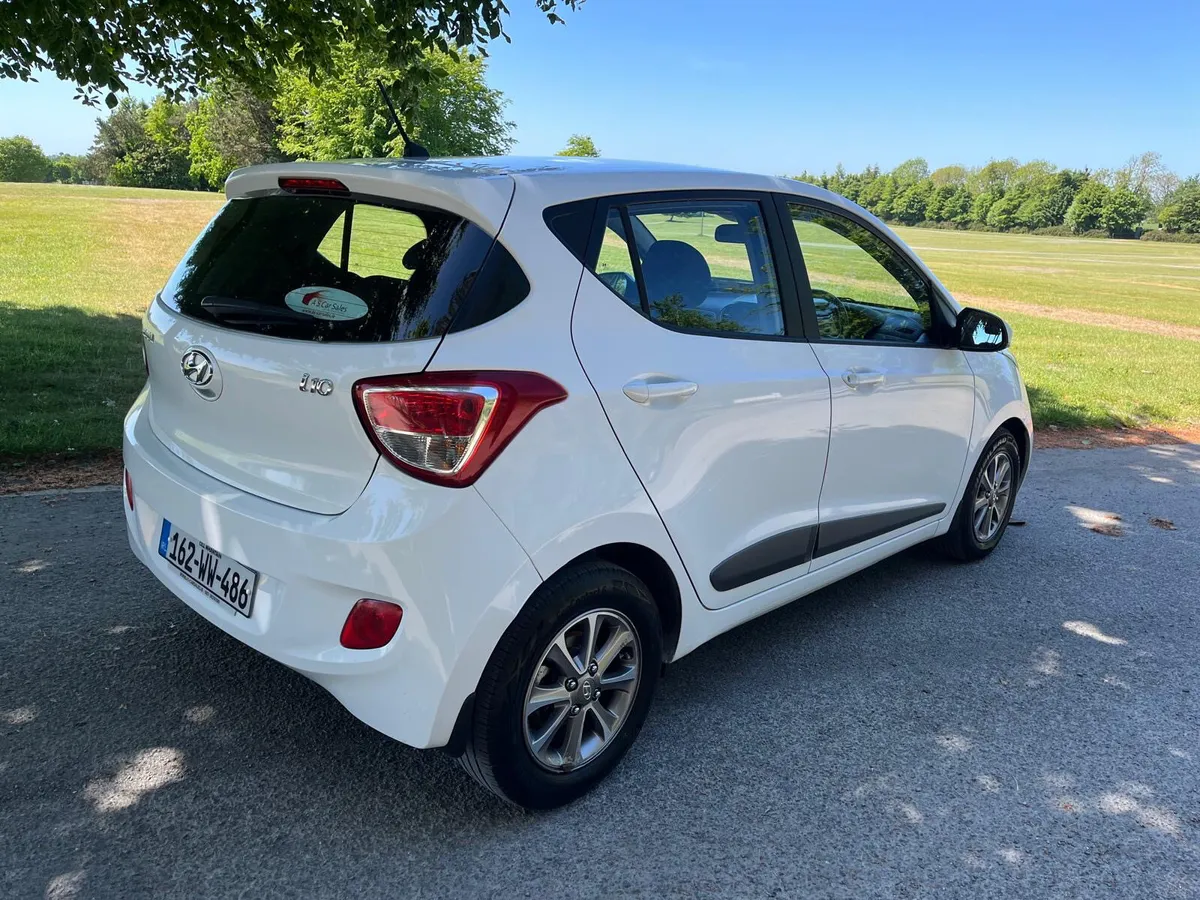 Hyundai i10 2018 Deluxe Low Mileage - Image 3