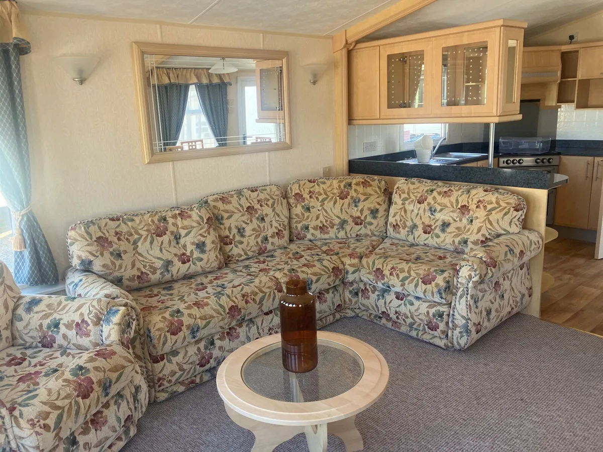 BEAUTIFUL 38X12X2 BED ASPEN HOME - Image 4