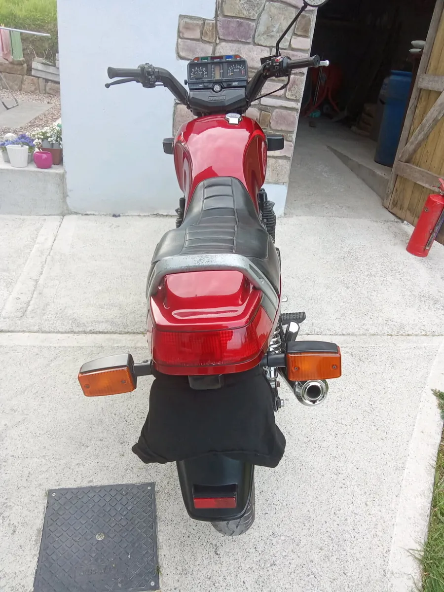 YAMAHA XJ 750 SECA - Image 2