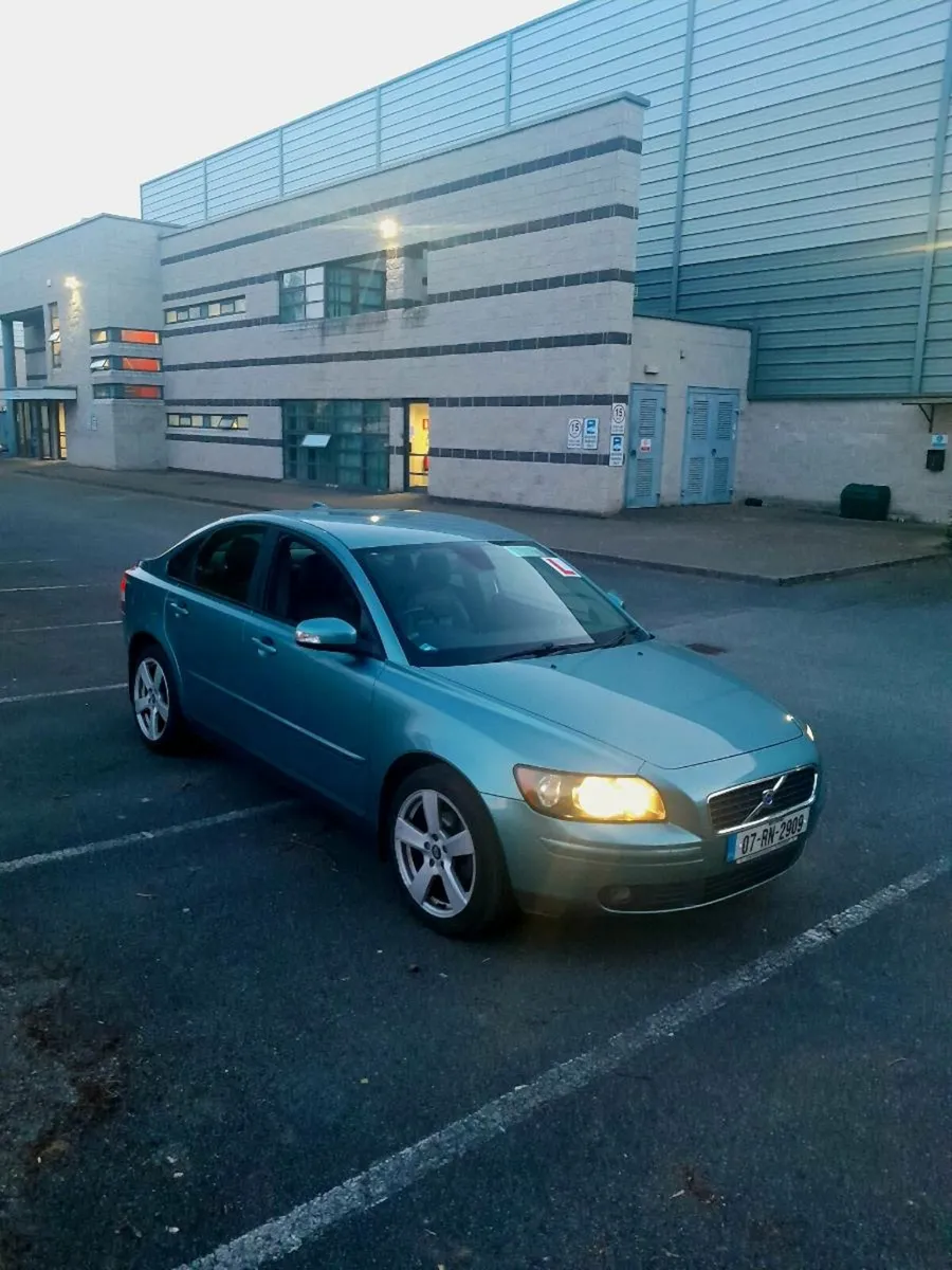 Volvo s40 1.6 se petrol nct today - Image 1