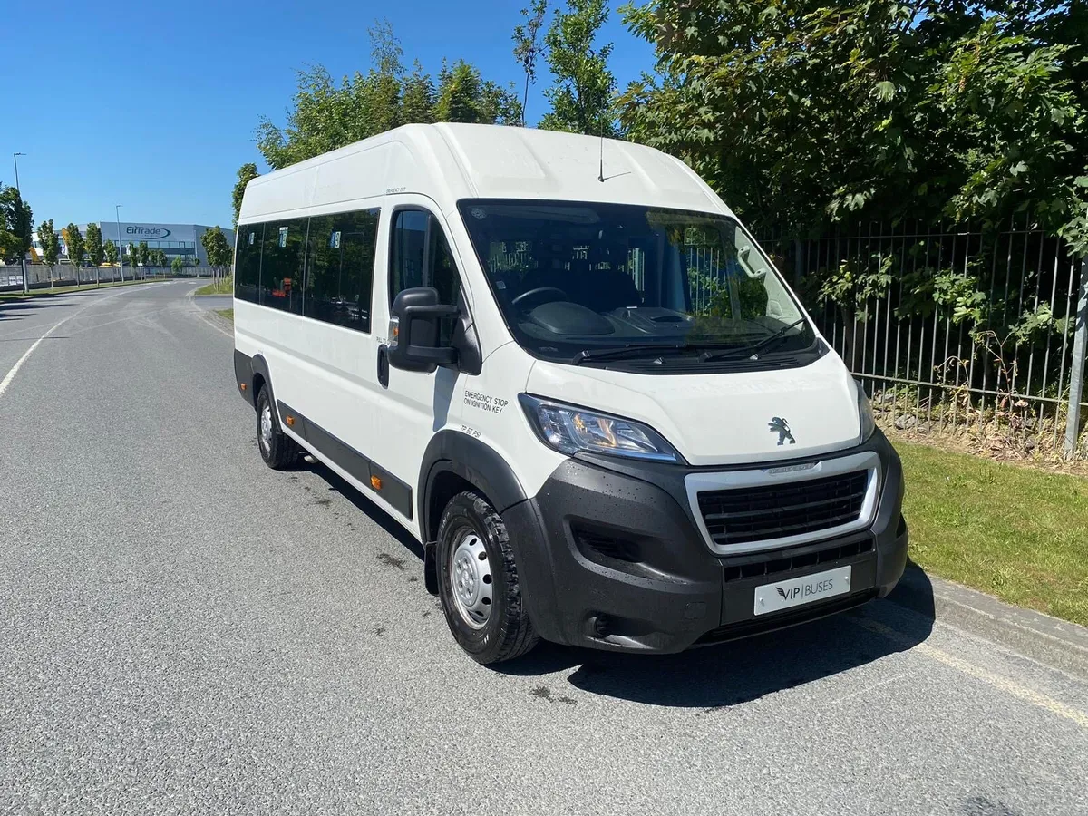 2021 Peugeot boxer 16 seater wheelchair minibus - Image 1