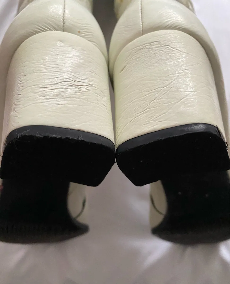 Marco Tozzi Boots Ice White Boots, Size 39 / 6 - Image 4