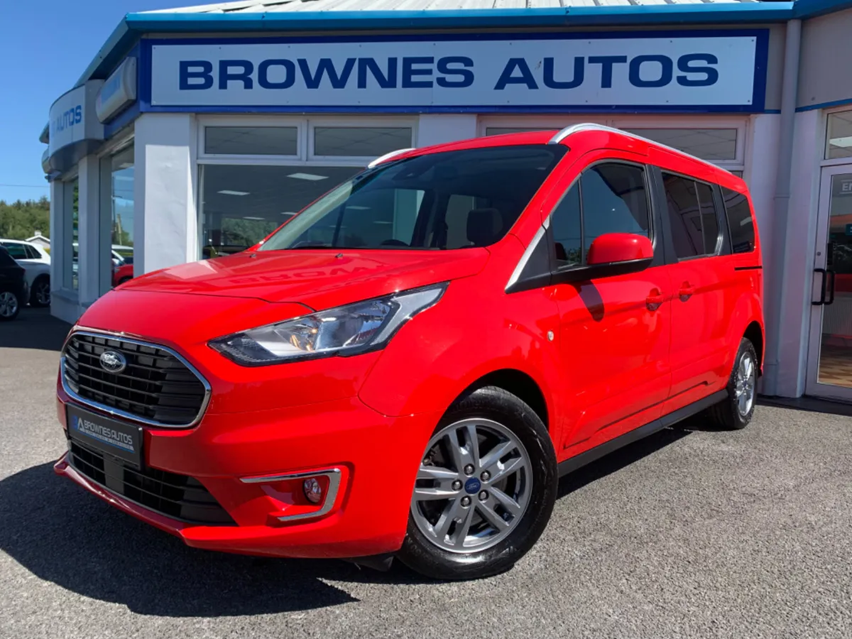 2022 Ford Tourneo Connect 7 Seater Titanium - Image 2