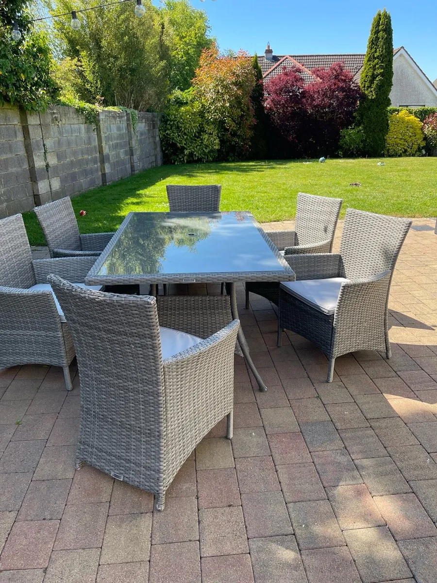 Garden furniture - Image 2